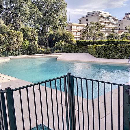 Chateau De La Pinede Juan-les-Pins Buitenkant foto